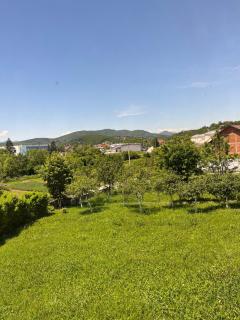 Sarajevo Villa with Garden, Kids Pool and Calm Area - Osenjače - 2