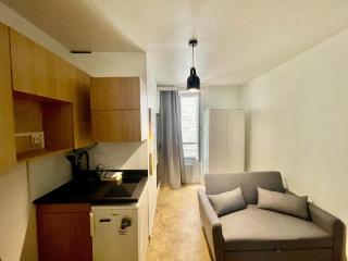 Studio 75007, Ecole Militaire metro station, 2 people - 2