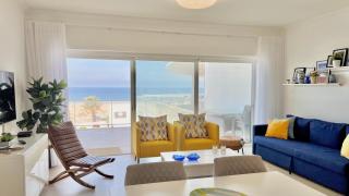 Deluxe 2 Bedroom Flat - BeachFront - Praia Del Rey - Amoreira - 0