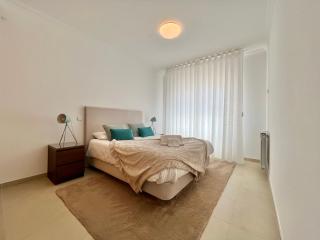 Deluxe 2 Bedroom Flat - BeachFront - Praia Del Rey - Amoreira - 6
