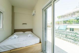 Urban Apartment on Top with View - 6