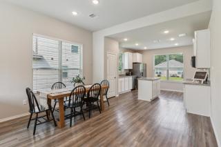 Spacious Lake Conroe Retreat Family-Friendly home - Montgomery - 8