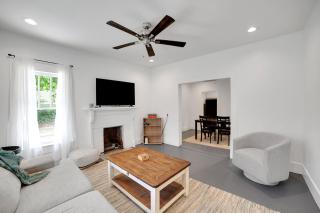 Magnolia House Walk to Festival Park home - Nacogdoches - 3