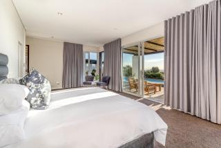 Contemporary Home in Secure Estate in the Wineland - - 7