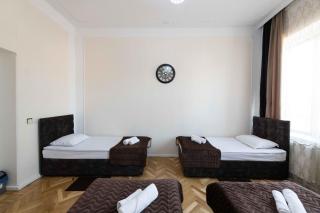 Anna's Guest House - 2