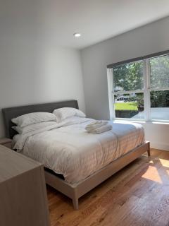 Elegant Retreat Near EWR n NYC - Newark - 6