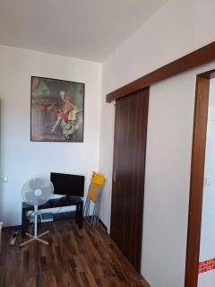 Red Apartment - Bratislava - 7