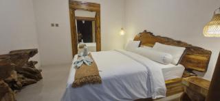 Peaceful 2BR House with Rice Field View Near Beach & Local Spots - Mendaya - 5