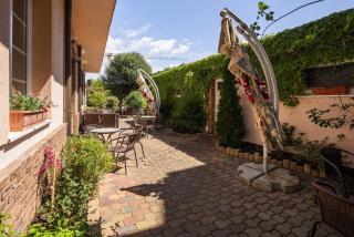 Downtown Studio with Garden - Piešťany - 1