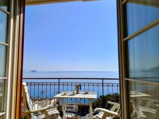 Hostdomus - Bay Apartment - 9