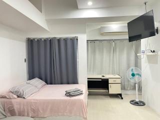 Studio Unit in BGC with FİBER WIFI & Netflix - Manila - 7