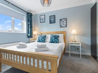 Bright Modern York Home with Free Parking Pass the Keys - York - 9