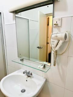 The Rock Hotel - Nuwara Eliya - 9