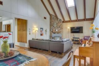 Big Bear Cabin w Game Room Mins to Ski - Big Bear Lake - 8