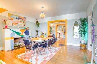 Midtown Oasis w BBQ Deck Games and Artistic Vibes - 9