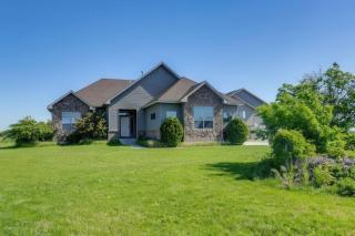 Rigby Gem with Hot Tub Theater Game Room Grill - 7