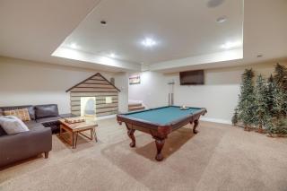 Rigby Gem with Hot Tub Theater Game Room Grill - Rigby - 4