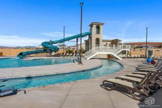 Zion Comfort w Game Room Hot Tub Resort Pool - Washington - 5