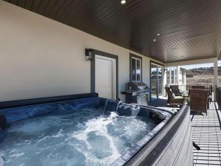 Heber Valley Gem Hot Tub Games Fire Place - Heber City - 8