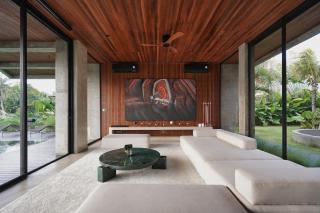 Ultra Luxury Space Themed Rocket Villa - 4