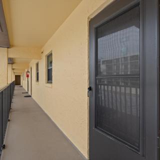 Beachfront 2BR Condo with Pool BBQ & Steps To Beach - Cocoa Beach - 6