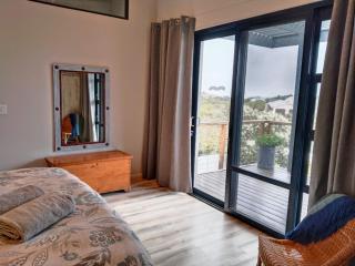 Prinia on Peak holiday home - 1