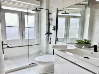 Centrally located apartment in Oporto - Porto - 3