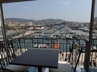 joy location cannes - 0