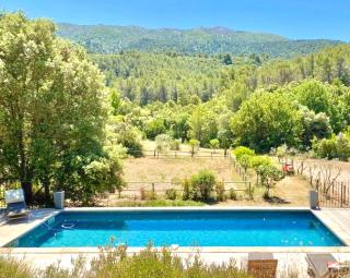 Villa de charme piscine vue panoramique Sainte-Victoire proche lac et Aix centre - 0