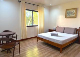 Tessie's Home Stay Bed & Breakfast - 3