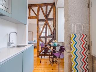 City-center apartment with modern comforts - Porto - 3
