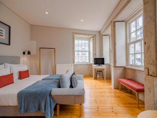 City-center apartment with modern comforts - Porto - 6