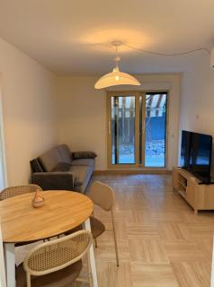 New 2-Room Apartement AC & Private Garden - Nice - 9