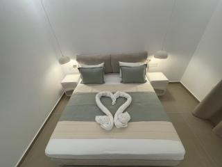 Theofanis Studios - 1