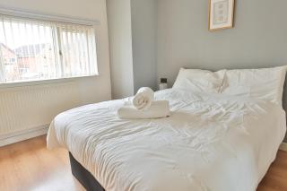 Comfy 4 Bed in Birmingham - Birmingham - 1