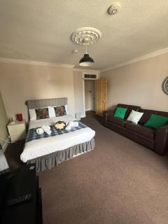 1 BR Apartment in old town (Nicolson Street) - 4