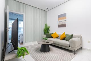 Dubai Marina - 1BHK Modernistic Apartment - 9