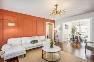 King, Gazebo & Firepit - Wichita Downtown & Ascension Hospital - 0