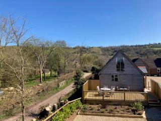 The Haybarn - Woolland - 0