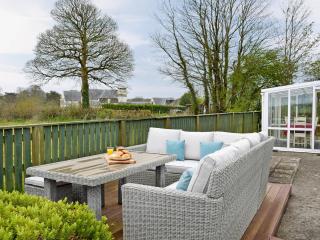 Pleasant Valley - New Hedges - 1