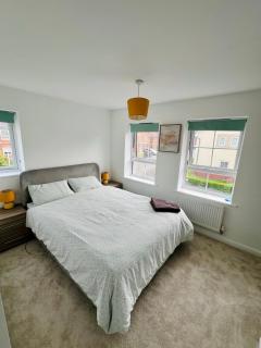 Beautiful Double Room with Private Bathroom - Anderton - 0