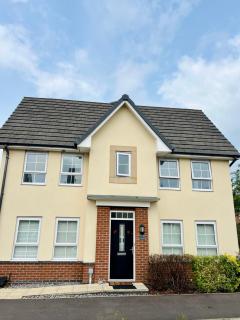 Beautiful Double Room with Private Bathroom - Anderton - 1