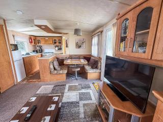 Superb 8 Berth Caravan At Southview Holiday Park Ref 33164Ml - Skegness - 3