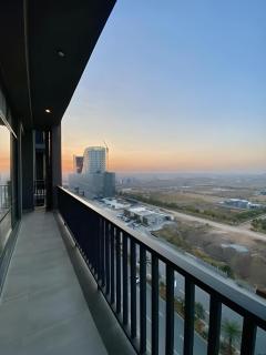 Sky Park Tower Premium Apartments Gulberg Greens Islamabad - Islamabad - 1