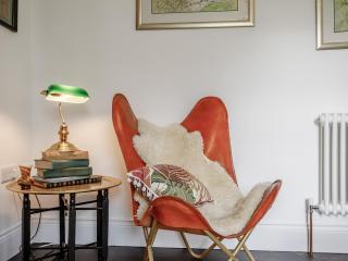 Spinney Cottage - Woodford - 8