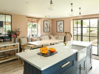 Grove Cottage - Salperton - 2