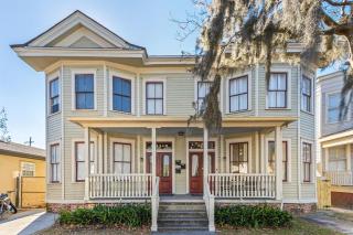 Romantic Victorian Retreat Near Forsyth Park - Savannah - 8