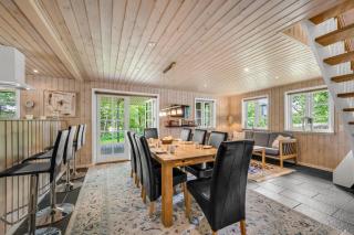 Large Holiday Home With Large Outdoor Wilderness Bath And Activity Room, Only 500 Meters From Stauning Harbor, - Skjern - 2