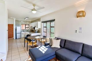 Huis Der Scheepers aan Zee - Shakas Rock - 2BR Modern Coastal Apartment - Sea View - Serviced Daily - 6