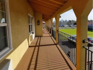 Great Value Inn & Suites - West Sacramento - 1